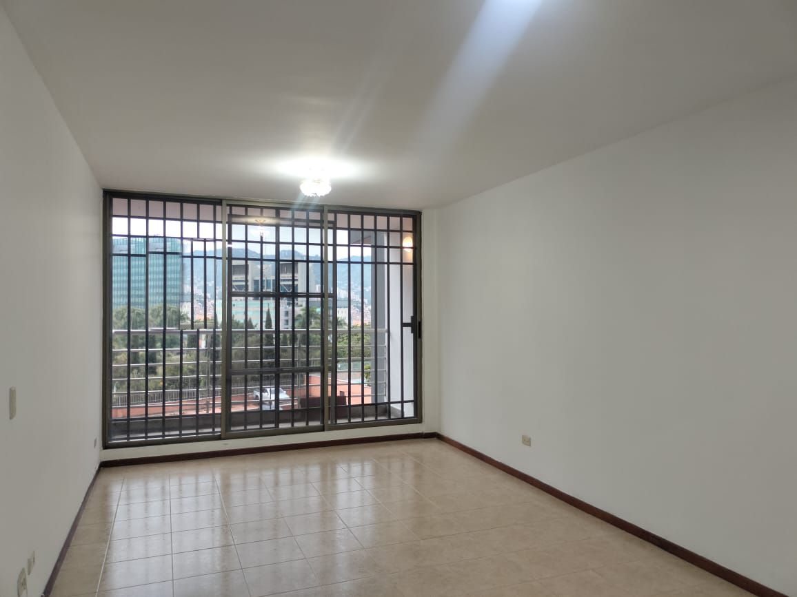 Apartamento en arriendo Antioquia Medellín Astorga 82 m2 Habitaciones 3 Baños 2 Garajes 1 Precio $3850000
