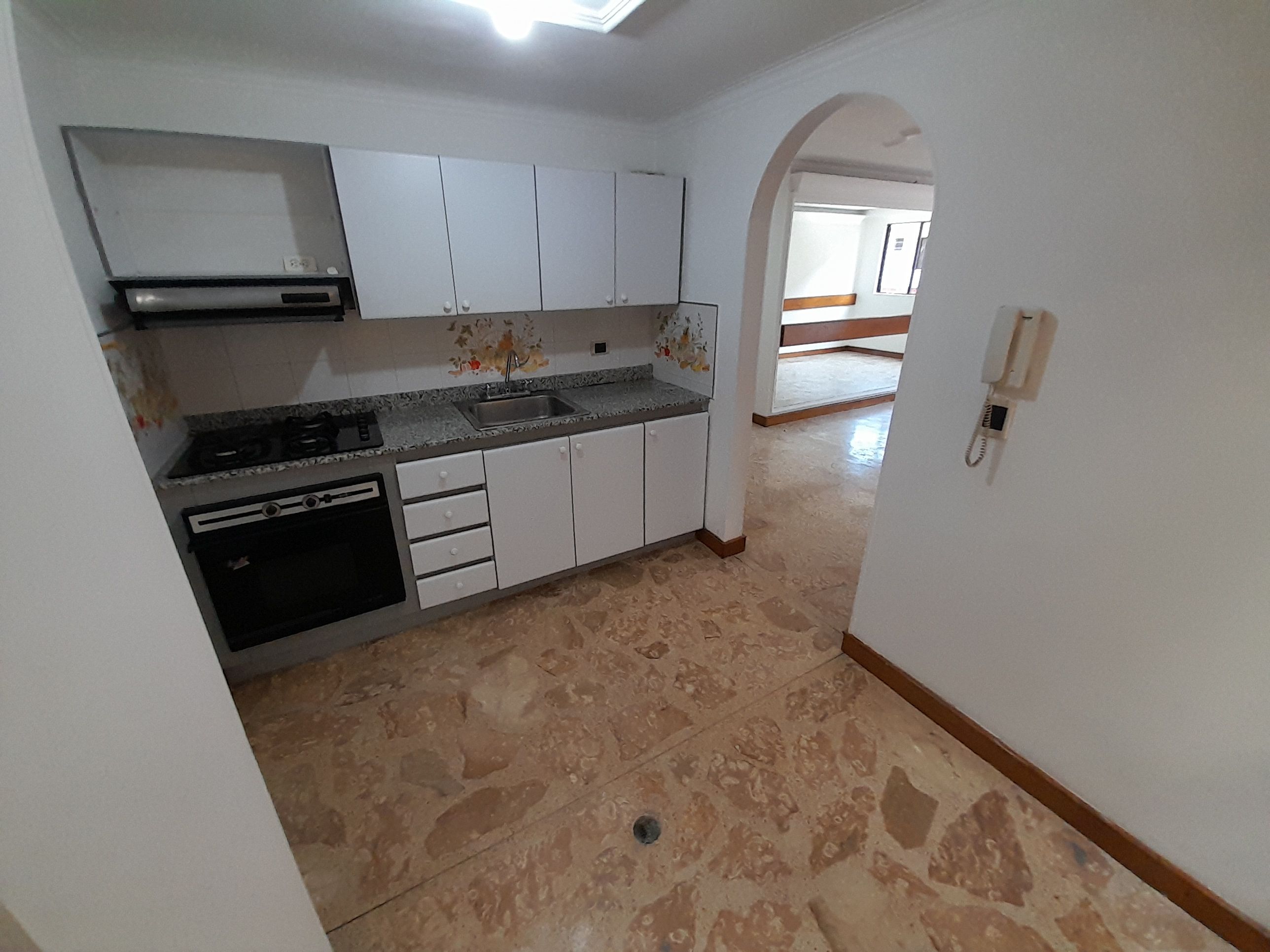 Apartamento en venta Antioquia Itagüí Los Naranjos 94 m2 Habitaciones 3 Baños 3 Garajes 0 Precio $450000000