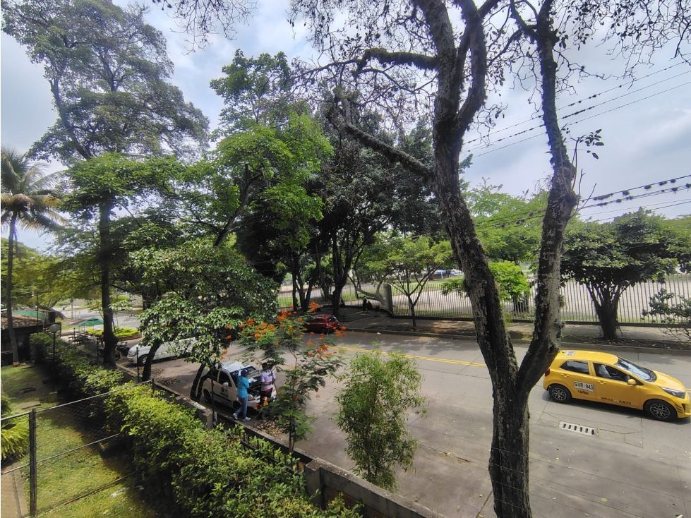 Apartamento en arriendo Valle Del Cauca Cali Unidad Residencial El Coliseo 60 m2 Habitaciones 3 Baños 2 Garajes 1 Precio $1500000