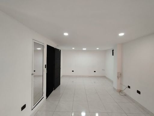 Oficina en arriendo Antioquia Medellín San Diego 50 m2 Habitaciones 0 Baños 1 Garajes 0 Precio $2400000