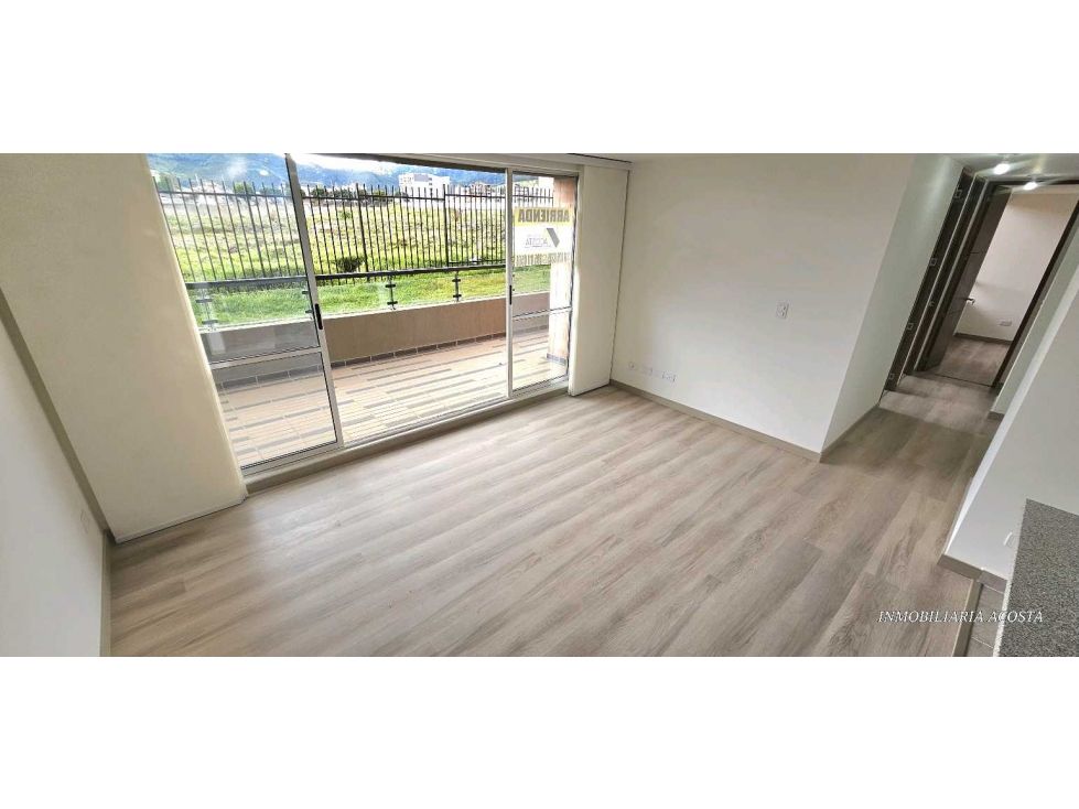 Apartamento en arriendo Cundinamarca Zipaquirá Vereda La Granja 81 m2 Habitaciones 3 Baños 2 Garajes 1 Precio $1980000