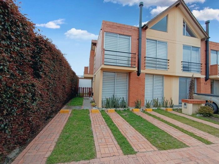 Casa en venta Cundinamarca Tocancipá Ub San Jose 123 m2 Habitaciones 4 Baños 4 Garajes 3 Precio $550000000