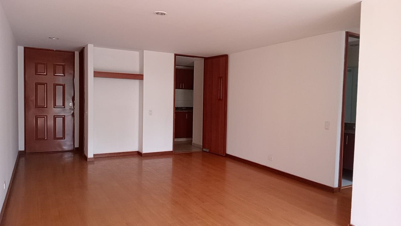 Apartamento en venta Cundinamarca Bogotá Cedro Salazar 87 m2 Habitaciones 2 Baños 3 Garajes 2 Precio $520000000