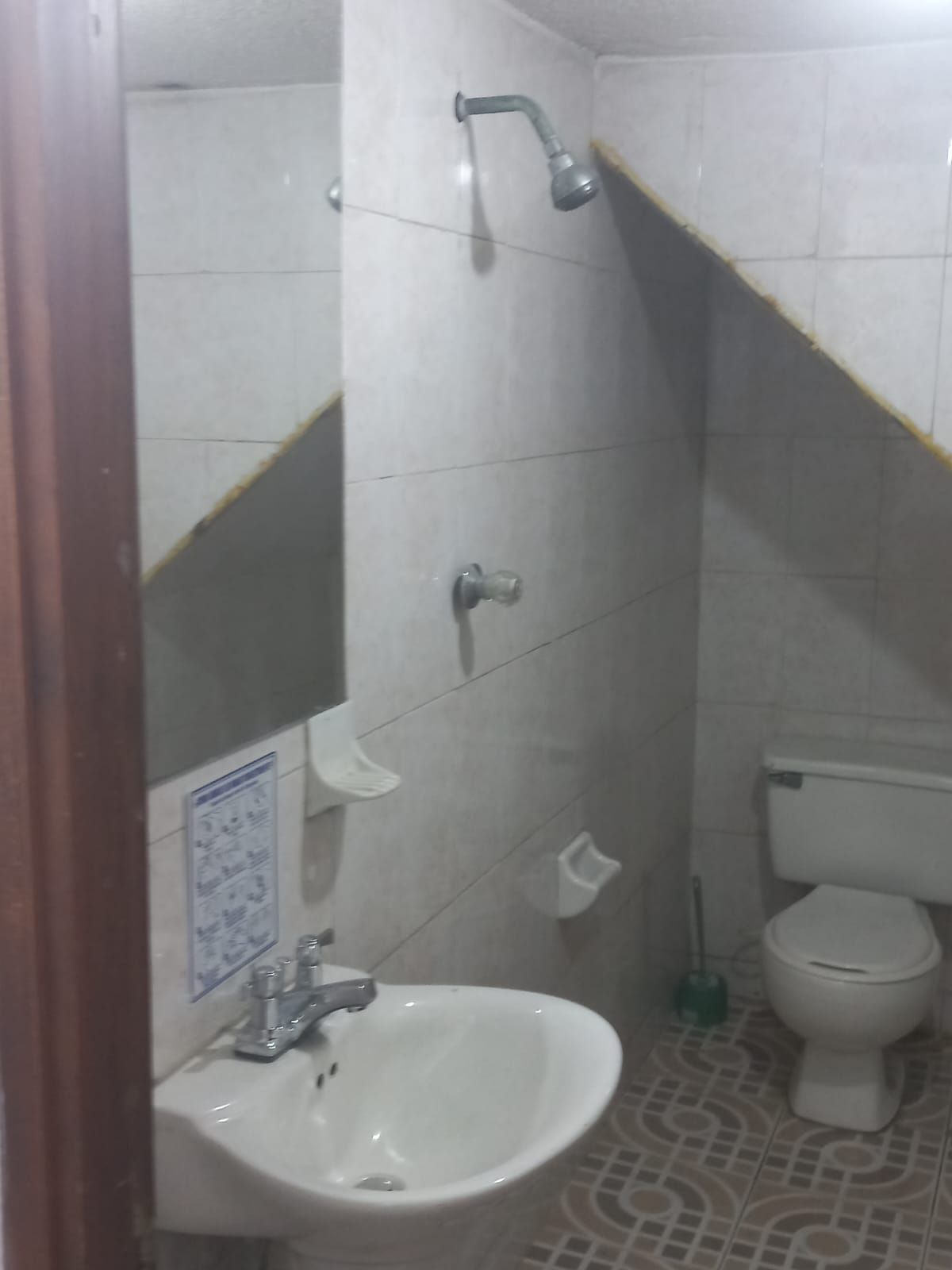 Local en arriendo Cundinamarca Bogotá Prado Veraniego 30 m2 Habitaciones 0 Baños 1 Garajes 1 Precio $2200000