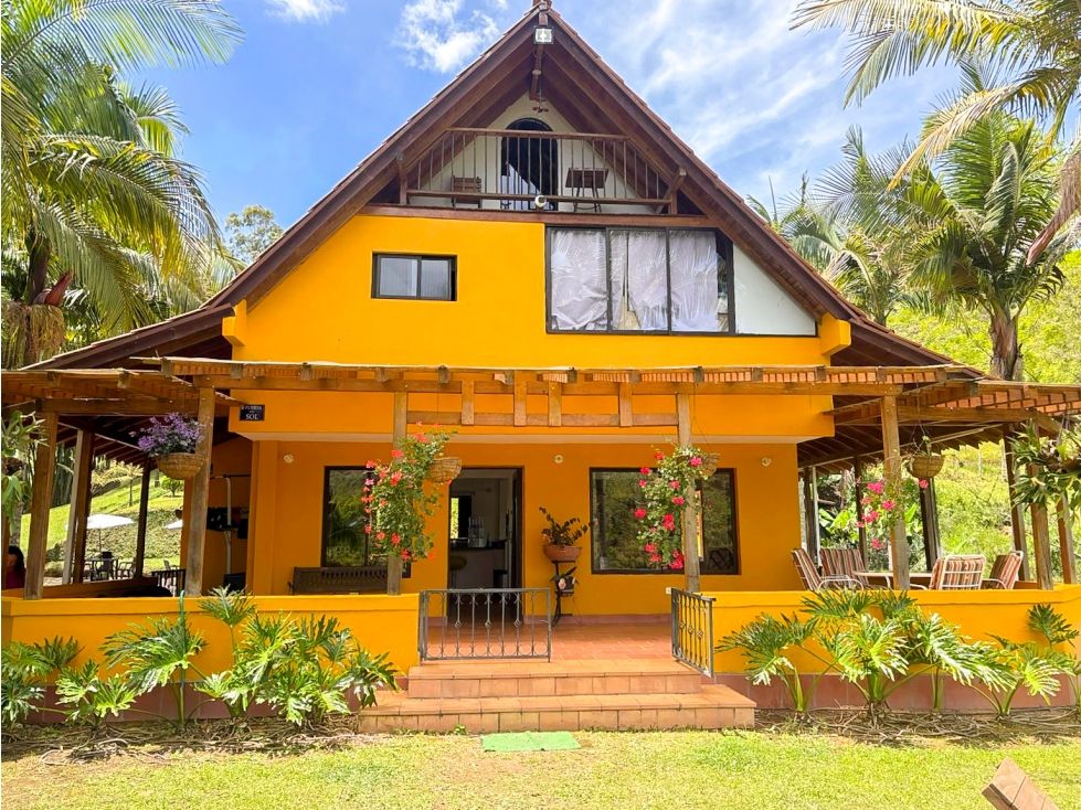 Casa en venta Antioquia Guatape Guatape 420 m2 Habitaciones 8 Baños 10 Garajes 8 Precio $5500000000