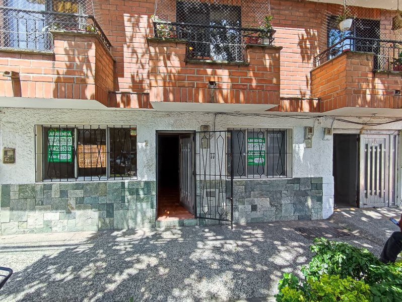Local en arriendo Antioquia Medellín Fatima 25 m2 Habitaciones 0 Baños 1 Garajes 0 Precio $2500000