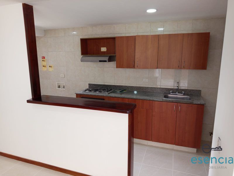 Apartamento en arriendo Antioquia Envigado Jardines 96 m2 Habitaciones 3 Baños 2 Garajes 0 Precio $3900000