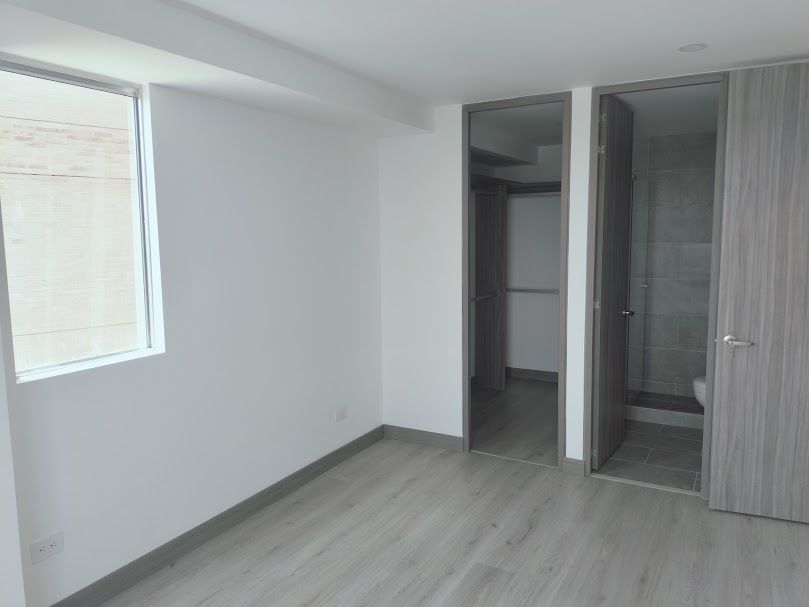 Apartamento en venta Cundinamarca Mosquera Cn Sainz De Baranda 47 m2 Habitaciones 3 Baños 2 Garajes 0 Precio $240000000