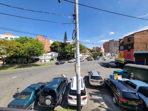 Local en arriendo Antioquia Medellín Rosales 250 m2 Habitaciones 0 Baños 2 Garajes 0 Precio $5300000