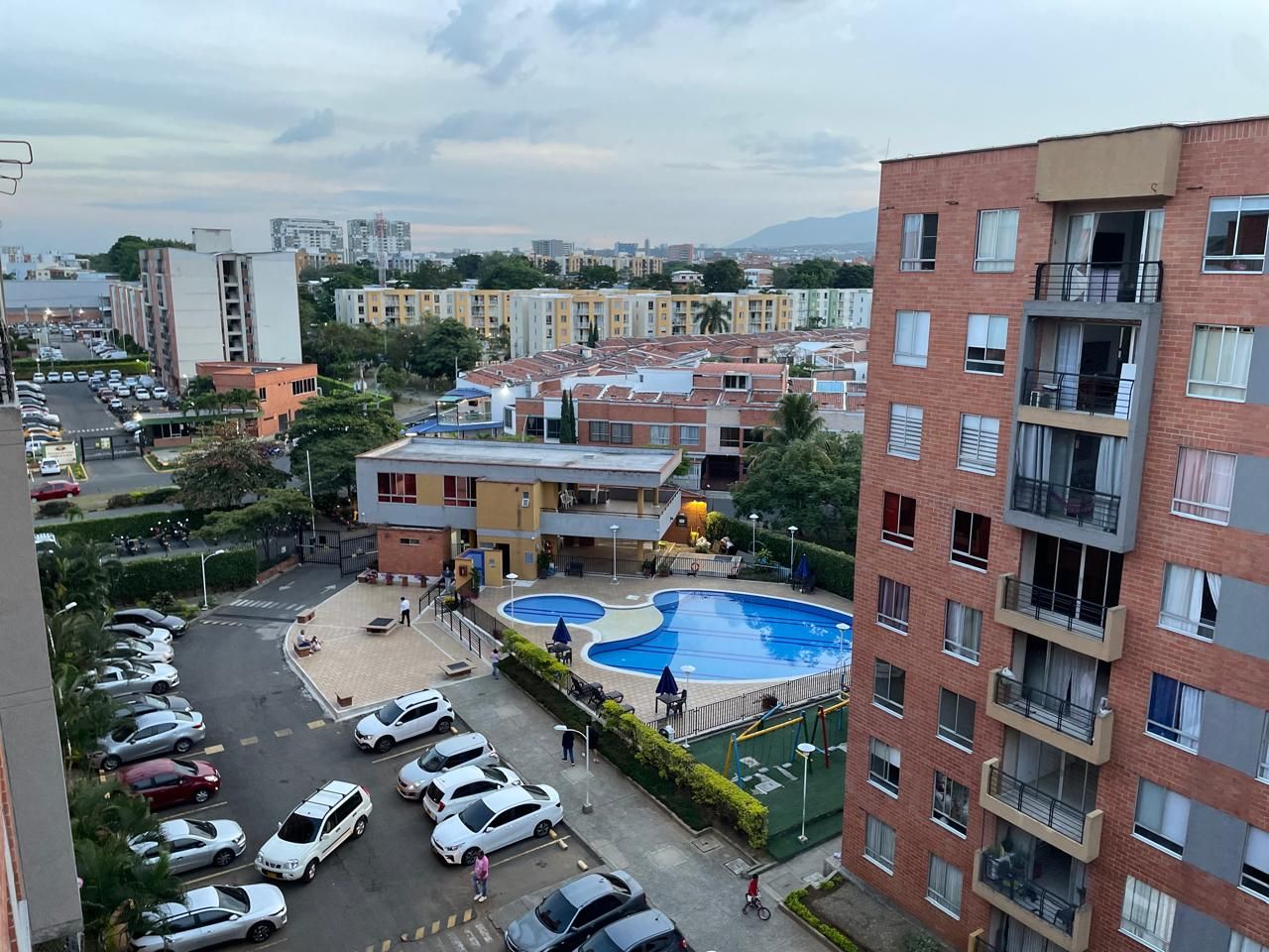 Apartamento en arriendo Valle Del Cauca Cali Caney 51 m2 Habitaciones 3 Baños 2 Garajes 1 Precio $1350000