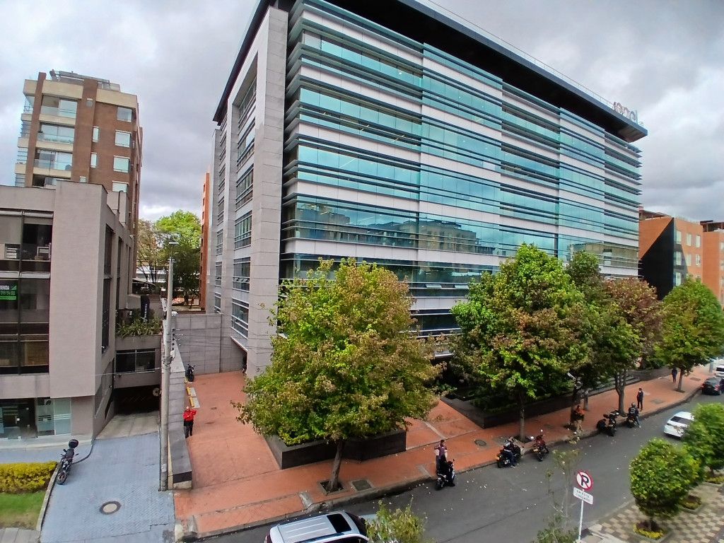 Oficina en venta Cundinamarca Bogotá Chicó Norte 210 m2 Habitaciones 0 Baños 3 Garajes 3 Precio $1675000000