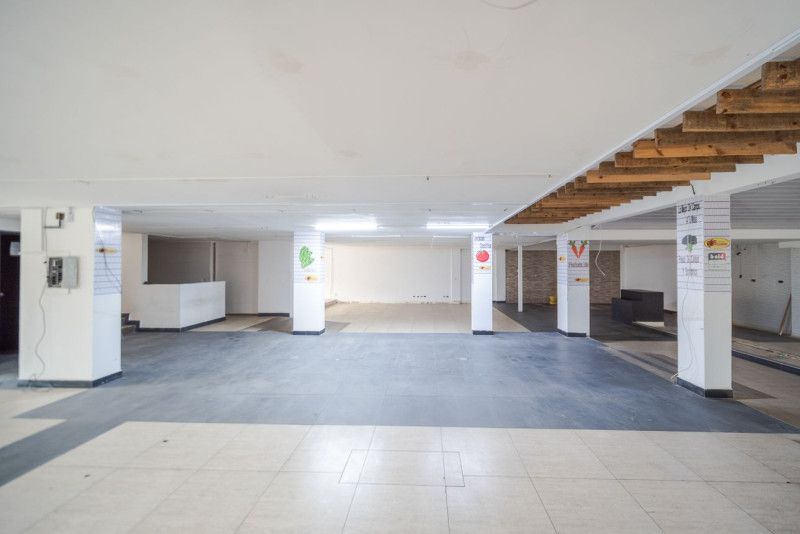 Casa en arriendo Cundinamarca Bogotá Santa Barbara Occidental 276 m2 Habitaciones 4 Baños 3 Garajes 7 Precio $16000000