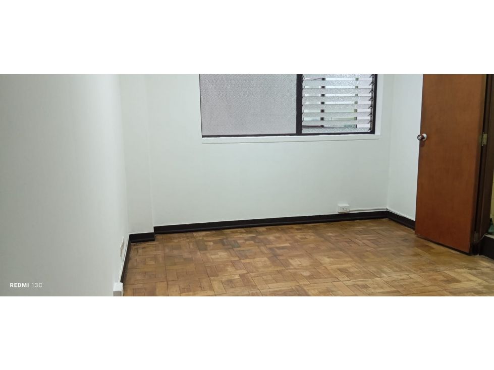 Oficina en arriendo Caldas Manizales El Centro 36 m2 Habitaciones 0 Baños 1 Garajes 0 Precio $800000