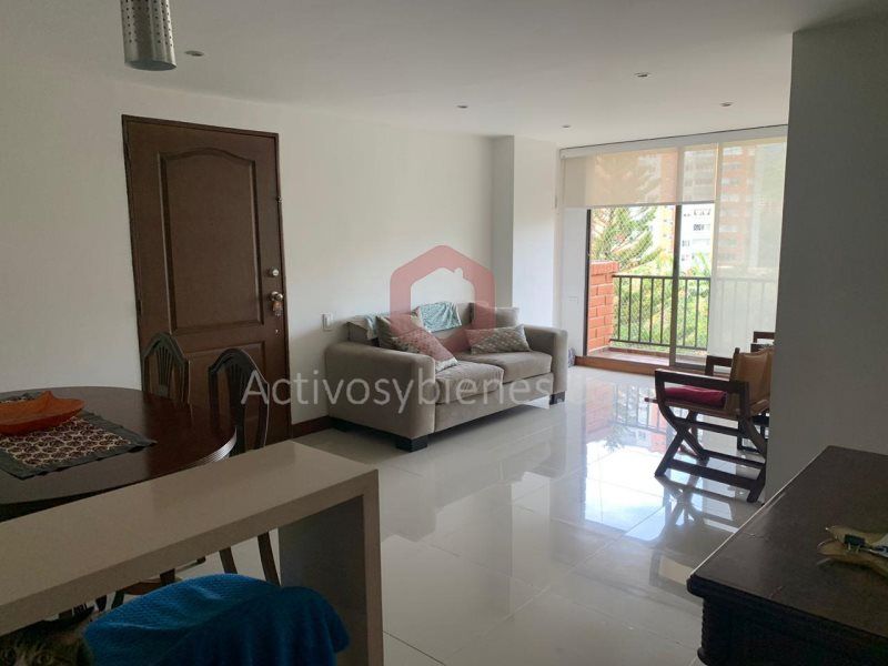 Apartamento en arriendo Antioquia Medellín Loma De Los Bernal 85 m2 Habitaciones 3 Baños 3 Garajes 1 Precio $3200000