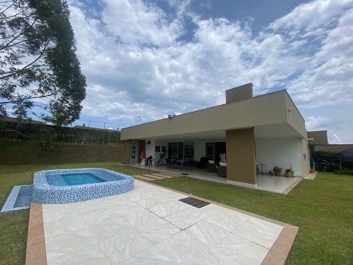Casa en venta Risaralda Pereira Ur San Marcos 283 m2 Habitaciones 4 Baños 5 Garajes 1 Precio $1350000000