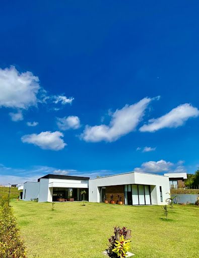 Casa en venta Risaralda Pereira San Jose 321 m2 Habitaciones 3 Baños 5 Garajes 1 Precio $1800000000