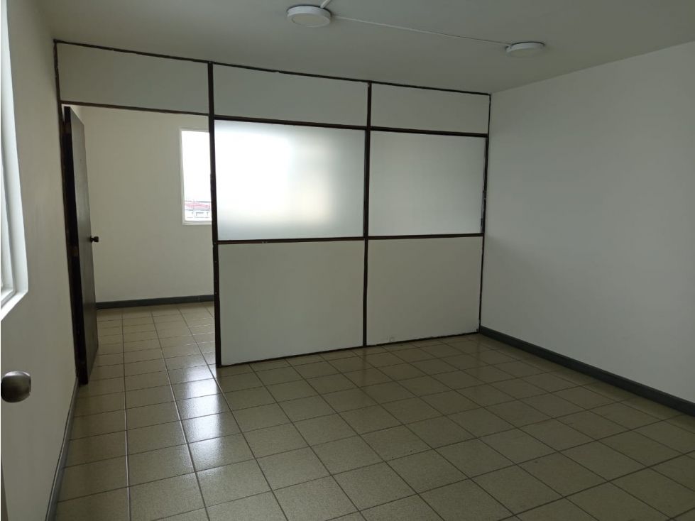 Oficina en arriendo Caldas Manizales La Rambla 24 m2 Habitaciones 0 Baños 0 Garajes 0 Precio $1050000