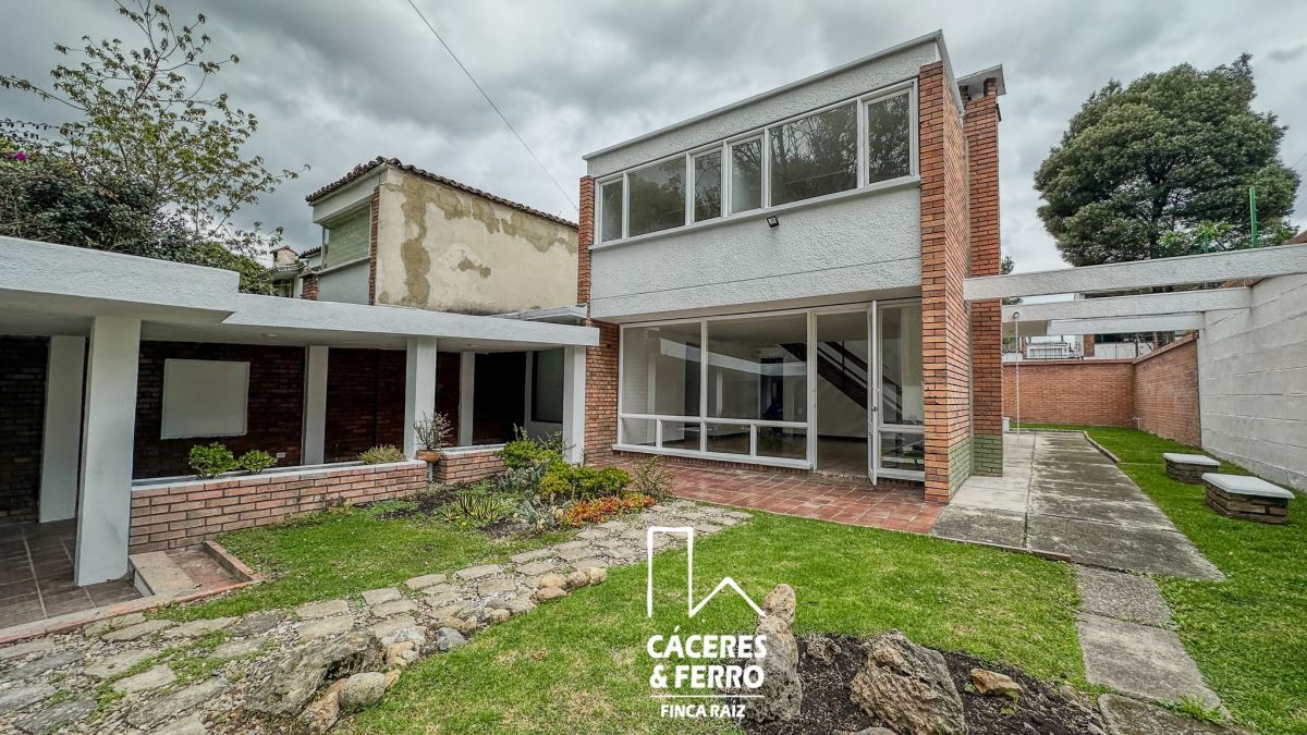 Casa en arriendo Cundinamarca Bogotá Niza 230 m2 Habitaciones 3 Baños 3 Garajes 2 Precio $8500000