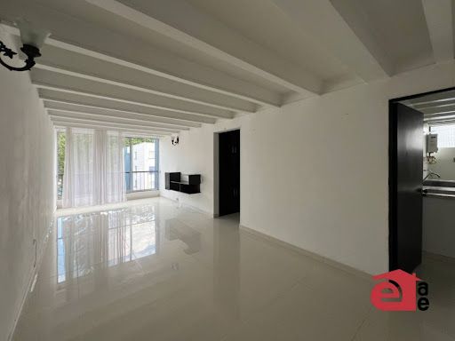 Apartamento en arriendo Antioquia Envigado Las Flores 72 m2 Habitaciones 3 Baños 2 Garajes 1 Precio $2000000