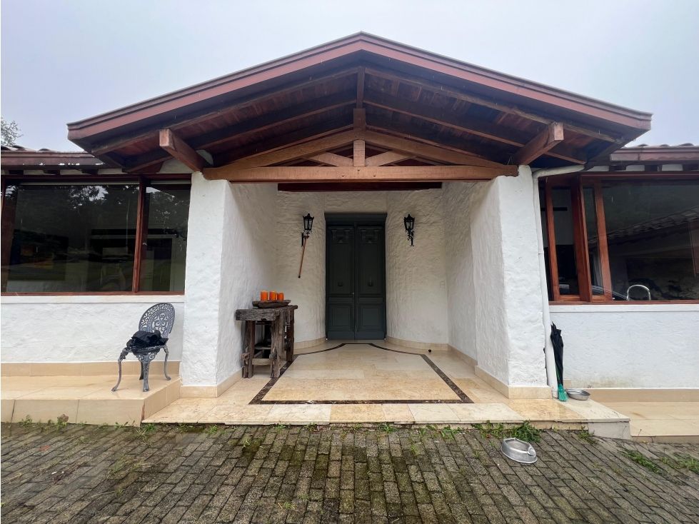 Casa Campestre en arriendo Antioquia El Retiro El Retiro 520 m2 Habitaciones 6 Baños 8 Garajes 5 Precio $15900000