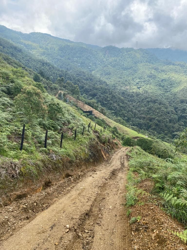 Lote en venta Antioquia Caldas Caldas 2800 m2 Habitaciones 0 Baños 0 Garajes 5 Precio $300000000