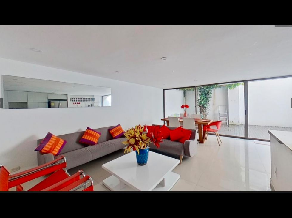 Apartamento en venta Cundinamarca Bogotá Santa Barbara Central 193 m2 Habitaciones 4 Baños 5 Garajes 2 Precio $1200000000