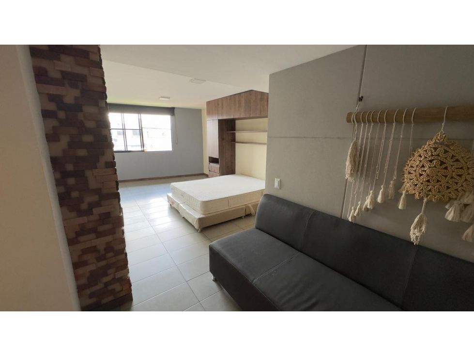 Apartaestudio en arriendo Antioquia Medellín Florida Nueva 353 m2 Habitaciones 0 Baños 1 Garajes 0 Precio $1900000