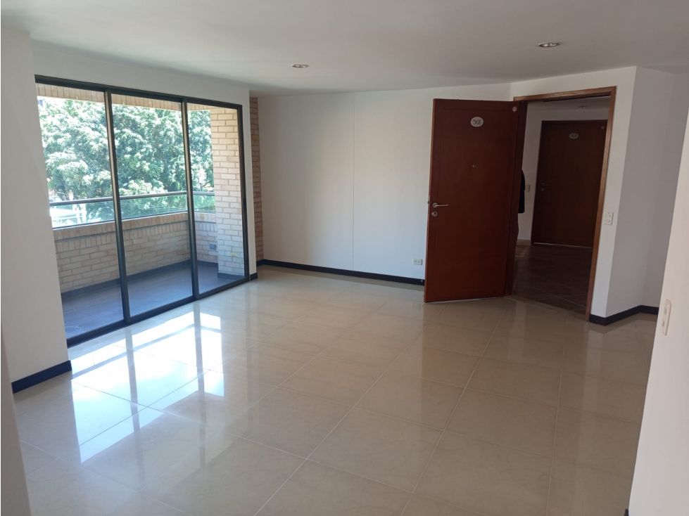 Apartamento en venta Antioquia Medellín Laureles 107 m2 Habitaciones 3 Baños 2 Garajes 2 Precio $1100000000