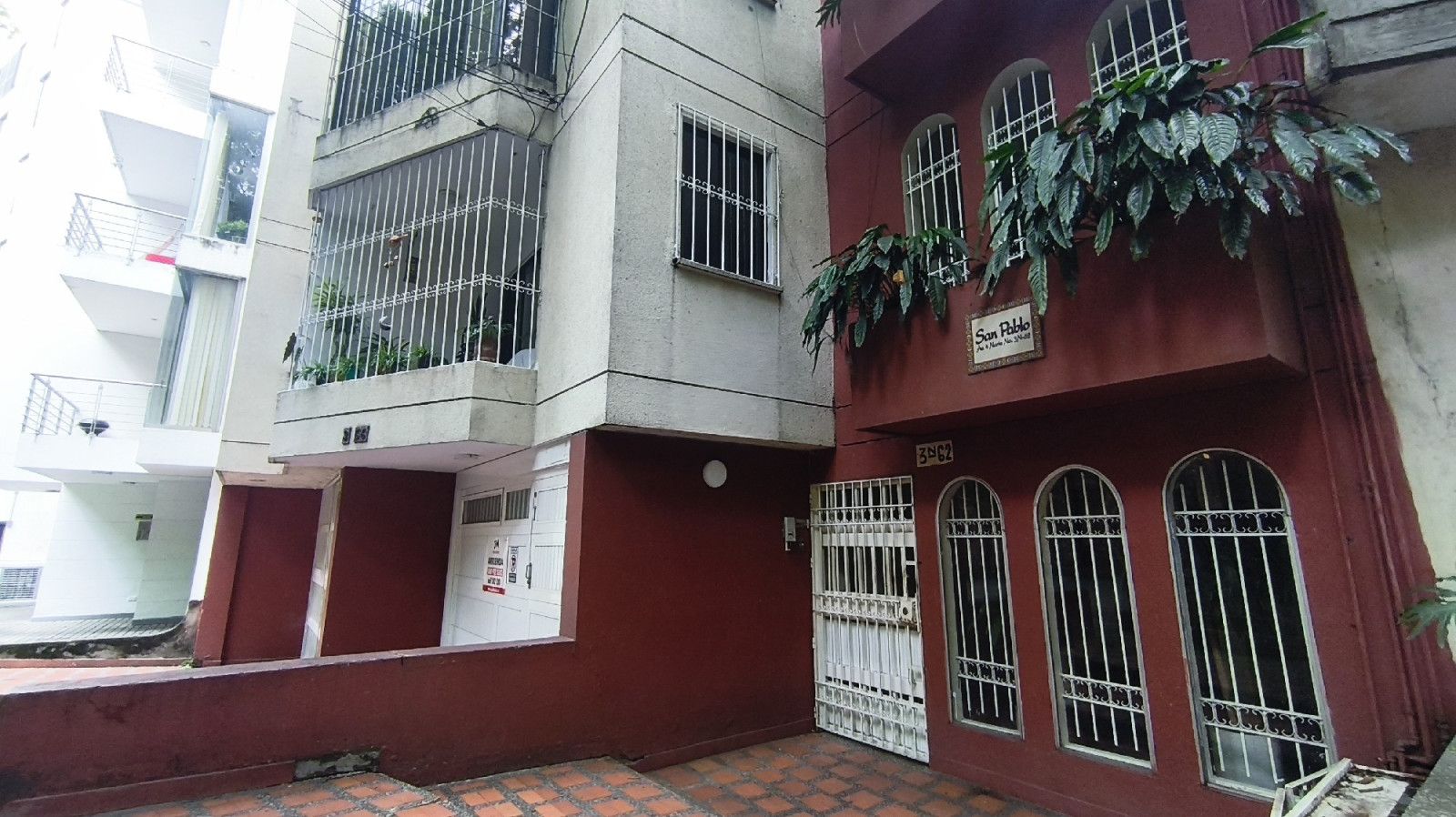 Apartamento en venta Valle Del Cauca Cali Granada 105 m2 Habitaciones 3 Baños 2 Garajes 1 Precio $400000000