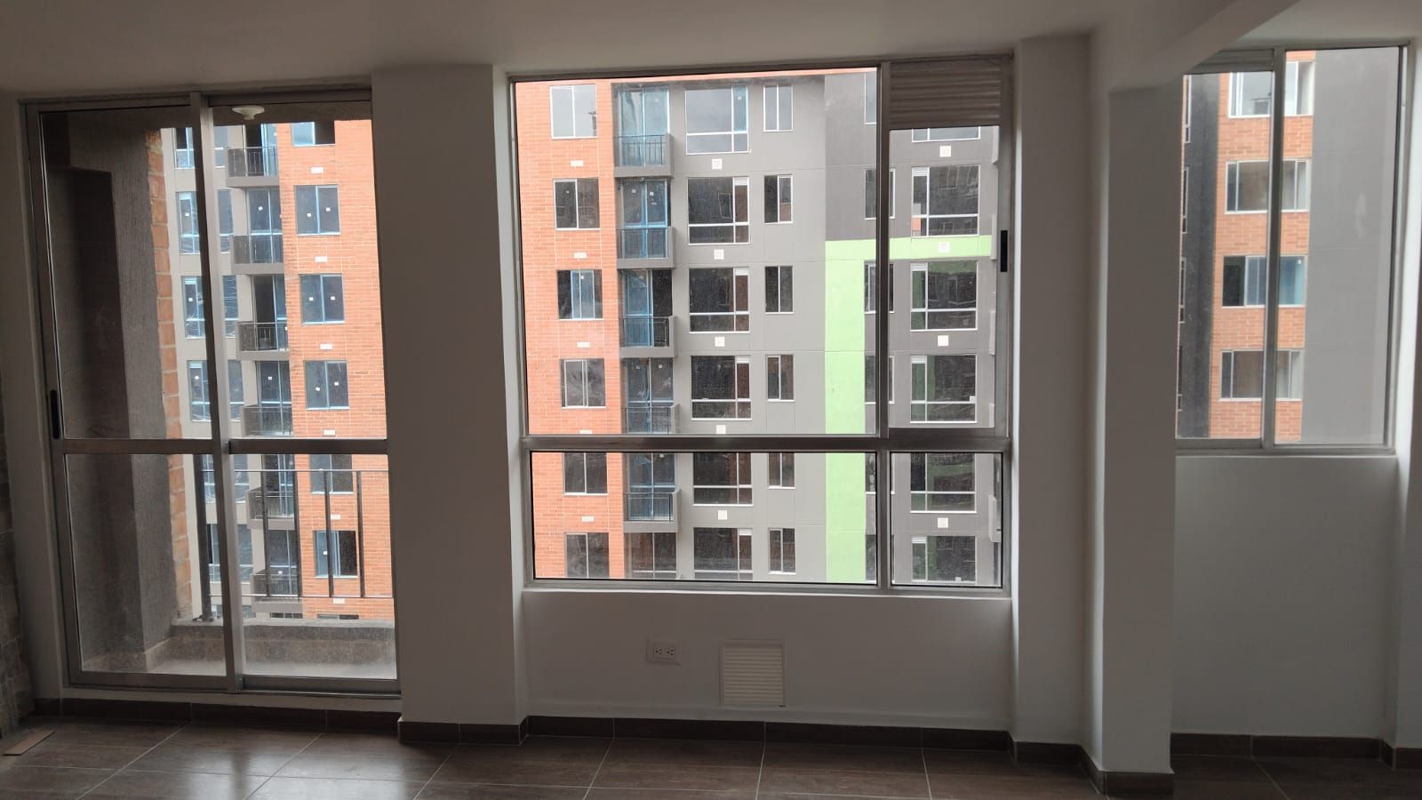 Apartamento en arriendo Cundinamarca Madrid Madrid 47 m2 Habitaciones 2 Baños 2 Garajes 1 Precio $1000000