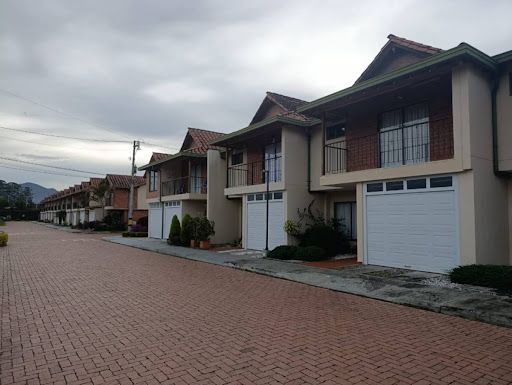 Casa en arriendo Antioquia La Ceja Ofir 120 m2 Habitaciones 3 Baños 2 Garajes 1 Precio $3400000