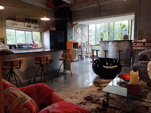 Apartaestudio en venta Antioquia Medellín La Florida 109 m2 Habitaciones 1 Baños 2 Garajes 2 Precio $1370000000