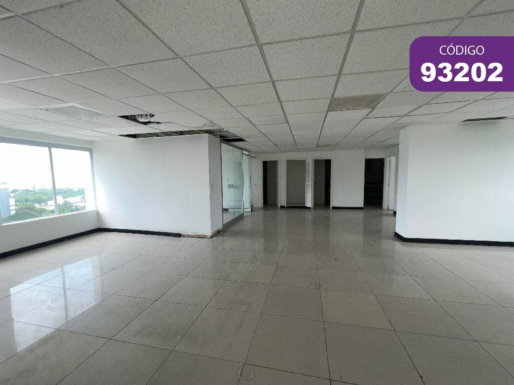 Oficina en arriendo Atlántico Barranquilla Altos Del Prado 222 m2 Habitaciones 0 Baños 2 Garajes 3 Precio $12386952