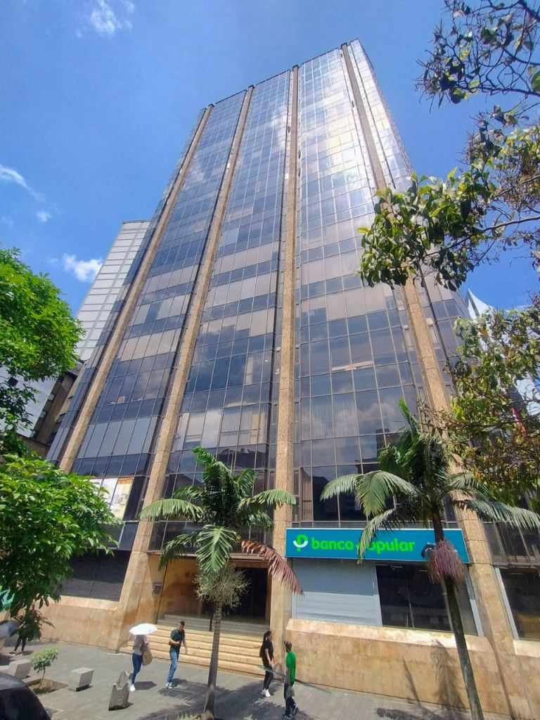 Oficina en venta Antioquia Medellín La Candelaria 244 m2 Habitaciones 0 Baños 0 Garajes 0 Precio $1000000000