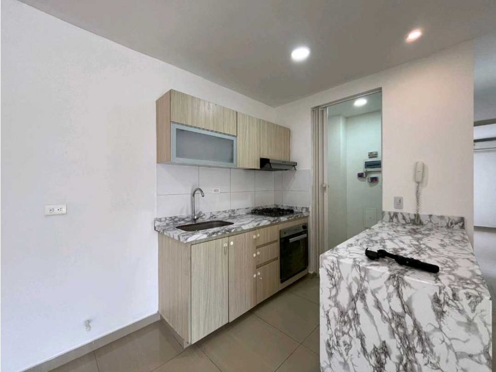 Apartamento en arriendo Atlántico Barranquilla Ciudad Jardin 70 m2 Habitaciones 2 Baños 2 Garajes 1 Precio $2400000