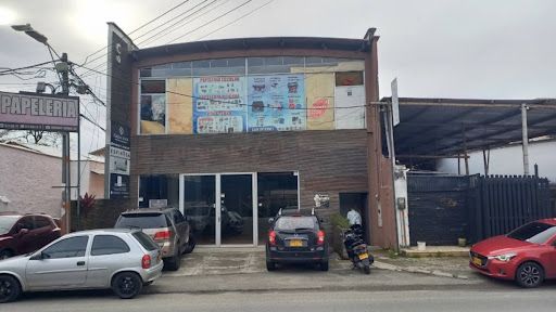 Local en arriendo Antioquia Rionegro San Antonio 250 m2 Habitaciones 0 Baños 2 Garajes 2 Precio $10000000