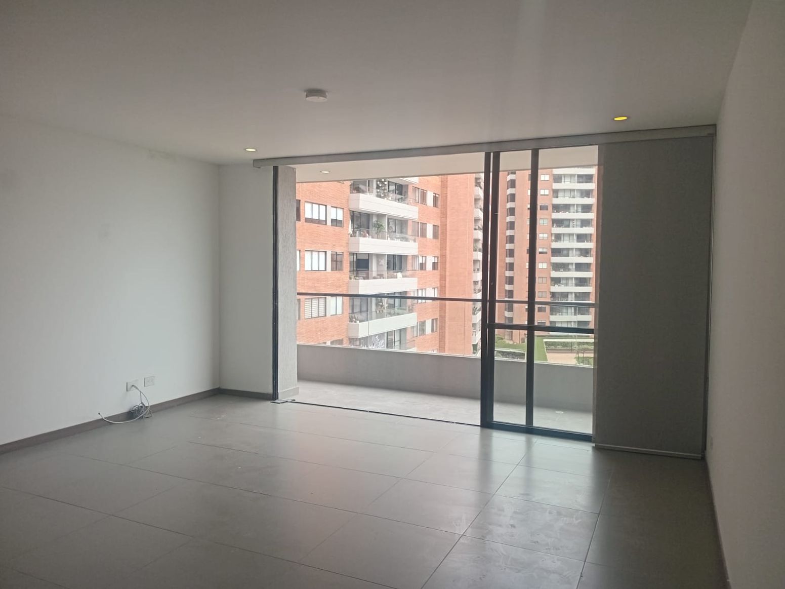 Apartamento en arriendo Antioquia Envigado La Mesa 88 m2 Habitaciones 2 Baños 3 Garajes 2 Precio $4700000