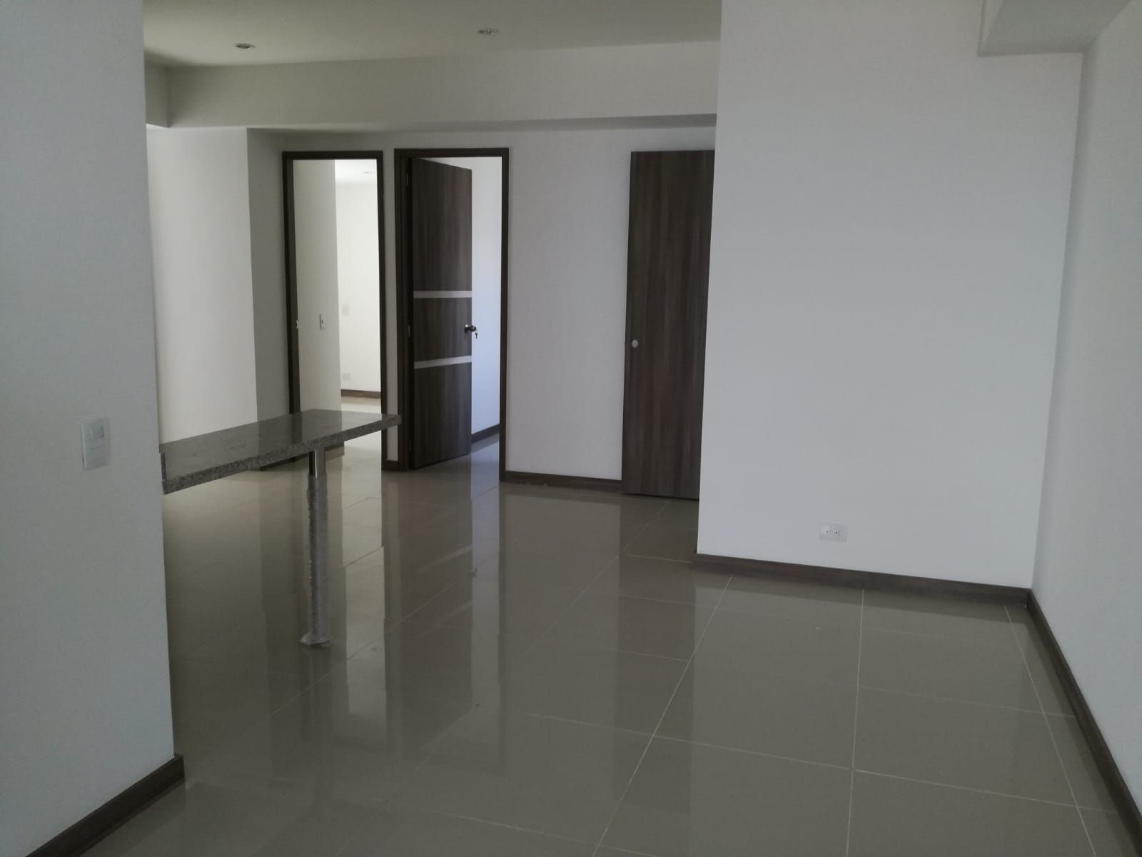 Apartamento en venta Antioquia Sabaneta Holanda 80 m2 Habitaciones 3 Baños 2 Garajes 1 Precio $380000000