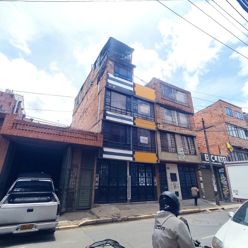 Casa en venta Cundinamarca Bogotá Santa Rita 70 m2 Habitaciones 4 Baños 3 Garajes 0 Precio $280000000