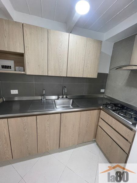 Apartamento en venta Antioquia Medellín Villanueva 50 m2 Habitaciones 2 Baños 1 Garajes 0 Precio $380000000