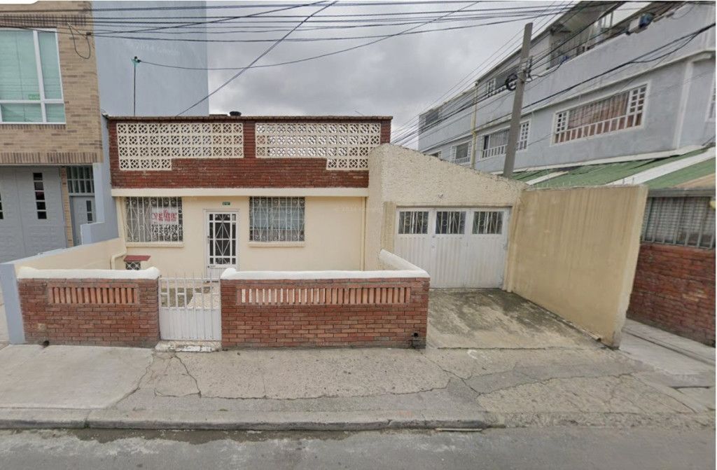 Casa en venta Cundinamarca Bogotá Quiroga Central 178 m2 Habitaciones 4 Baños 2 Garajes 1 Precio $450000000