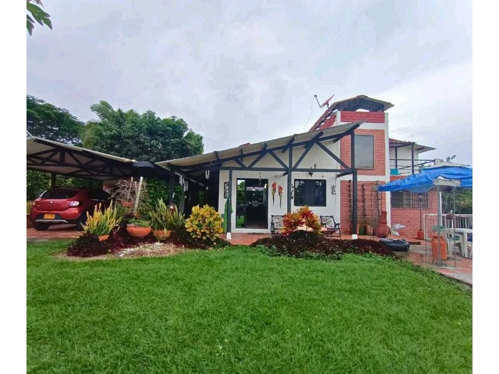 Casa Campestre en venta Caldas Neira Neira 256 m2 Habitaciones 3 Baños 4 Garajes 4 Precio $440000000