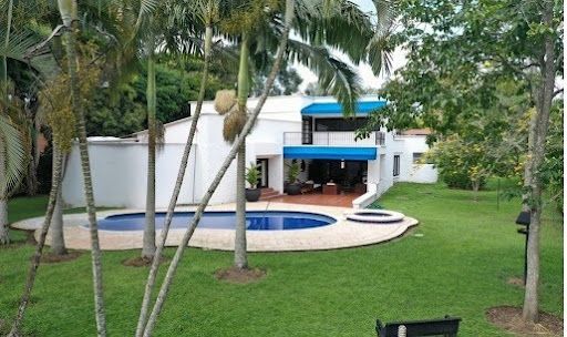Casa en venta Risaralda Pereira Pereira 840 m2 Habitaciones 4 Baños 4 Garajes 3 Precio $2000000000