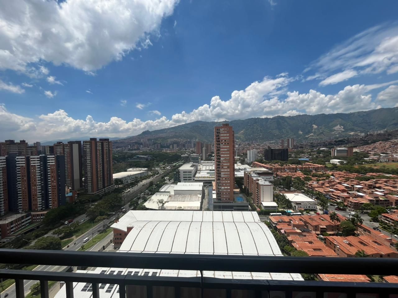 Apartamento en arriendo Antioquia Bello Zona Comercial Puerta Del Norte 1 Y 2 71 m2 Habitaciones 3 Baños 2 Garajes 0 Precio $2600000