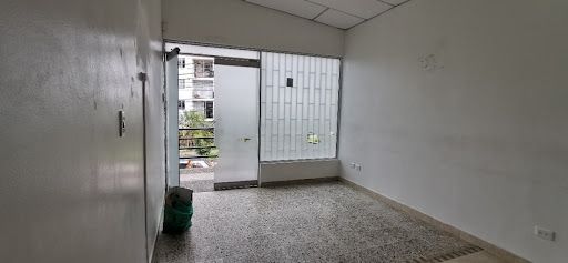 Local en venta Risaralda Pereira Los Alpes 250 m2 Habitaciones 0 Baños 6 Garajes 1 Precio $800000000