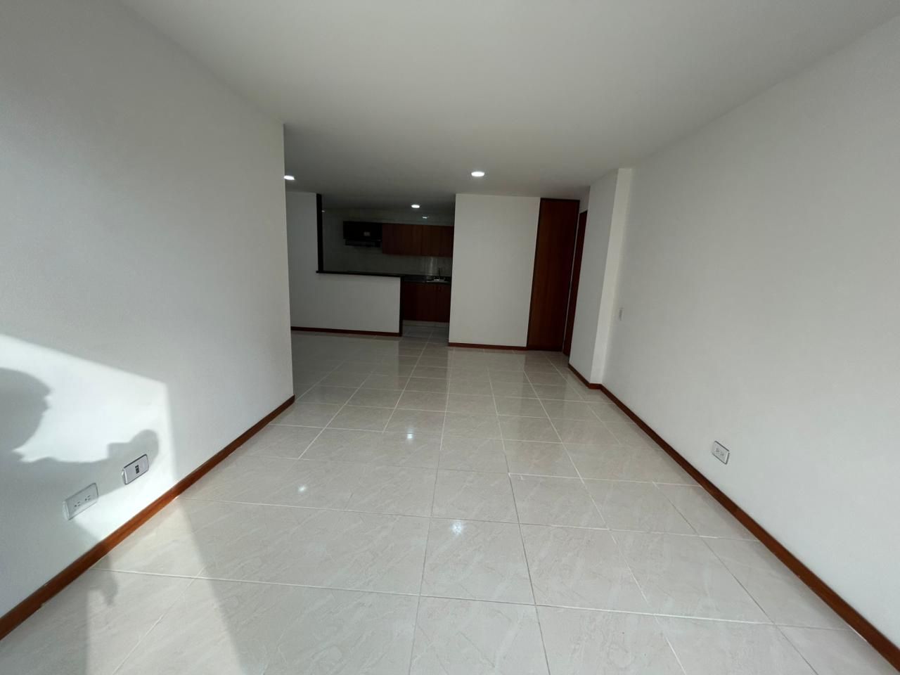 Apartamento en arriendo Antioquia Envigado Jardines 96 m2 Habitaciones 3 Baños 2 Garajes 1 Precio $4000000