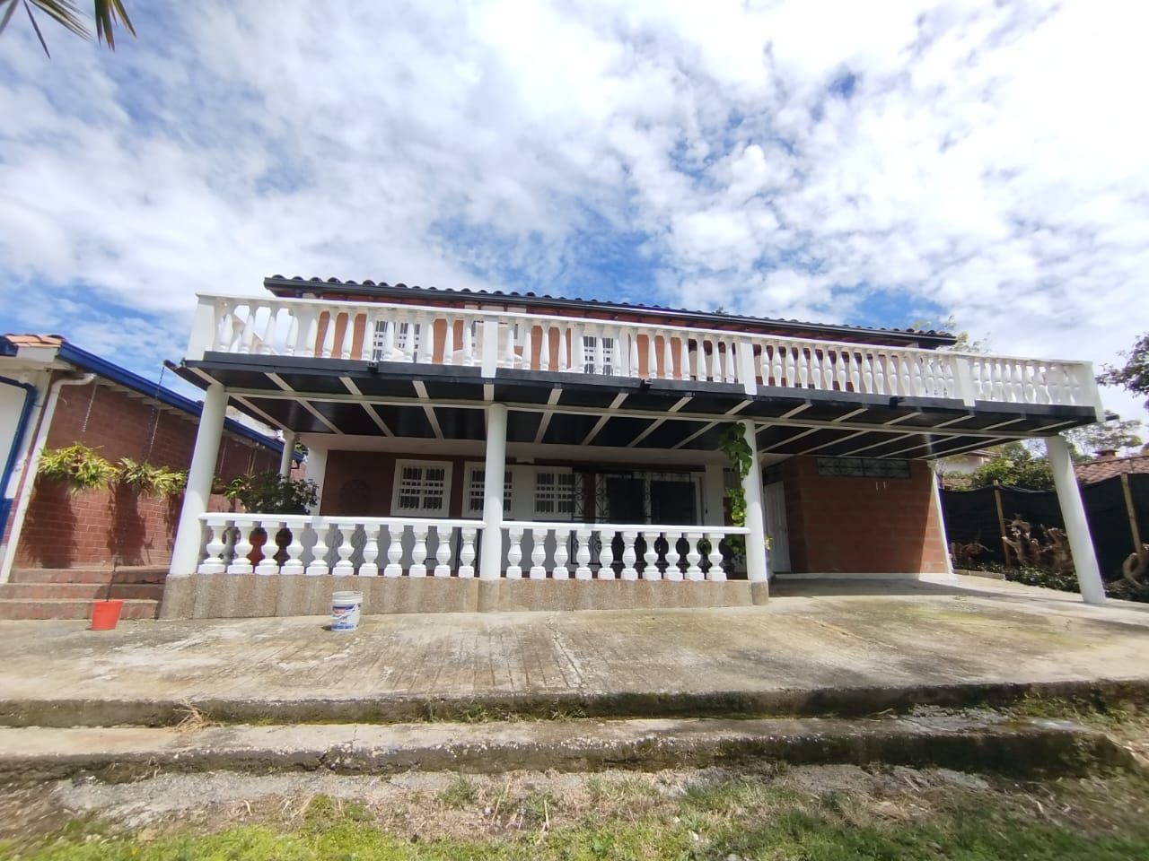 Finca en arriendo Antioquia Rionegro El Porvenir 200 m2 Habitaciones 4 Baños 5 Garajes 4 Precio $10000000