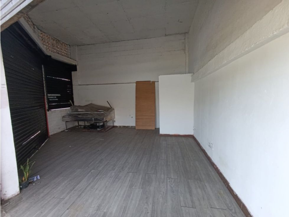 Local en arriendo Antioquia Medellín Jesus Nazareno 27 m2 Habitaciones 0 Baños 1 Garajes 0 Precio $2500000