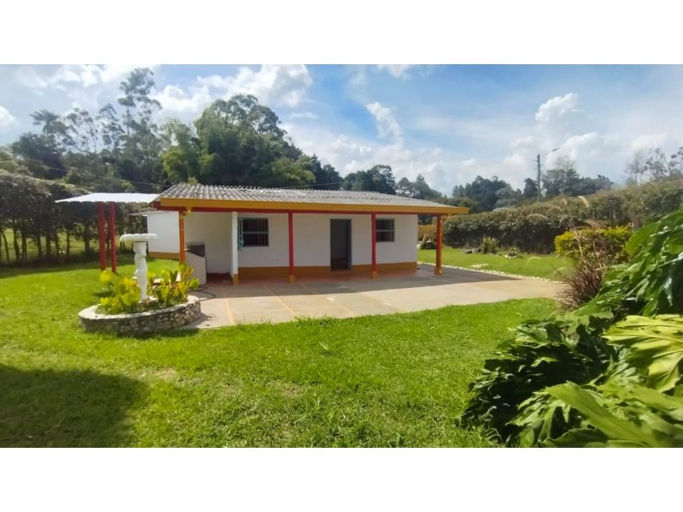 Casa Campestre en arriendo Antioquia Rionegro Rionegro 140 m2 Habitaciones 2 Baños 2 Garajes 1 Precio $3900000