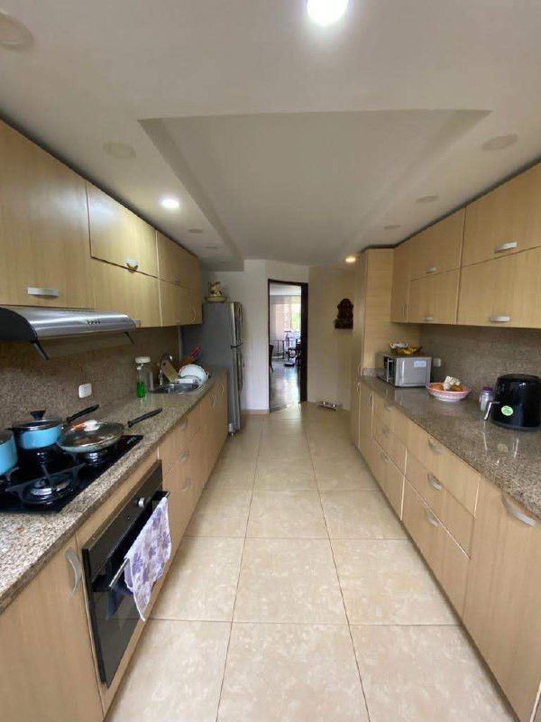 Apartamento en venta Valle Del Cauca Cali Prados Del Norte 148 m2 Habitaciones 3 Baños 3 Garajes 2 Precio $420000000